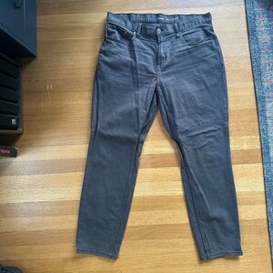Old Navy Men’s Athletic Taper Gray Jeans